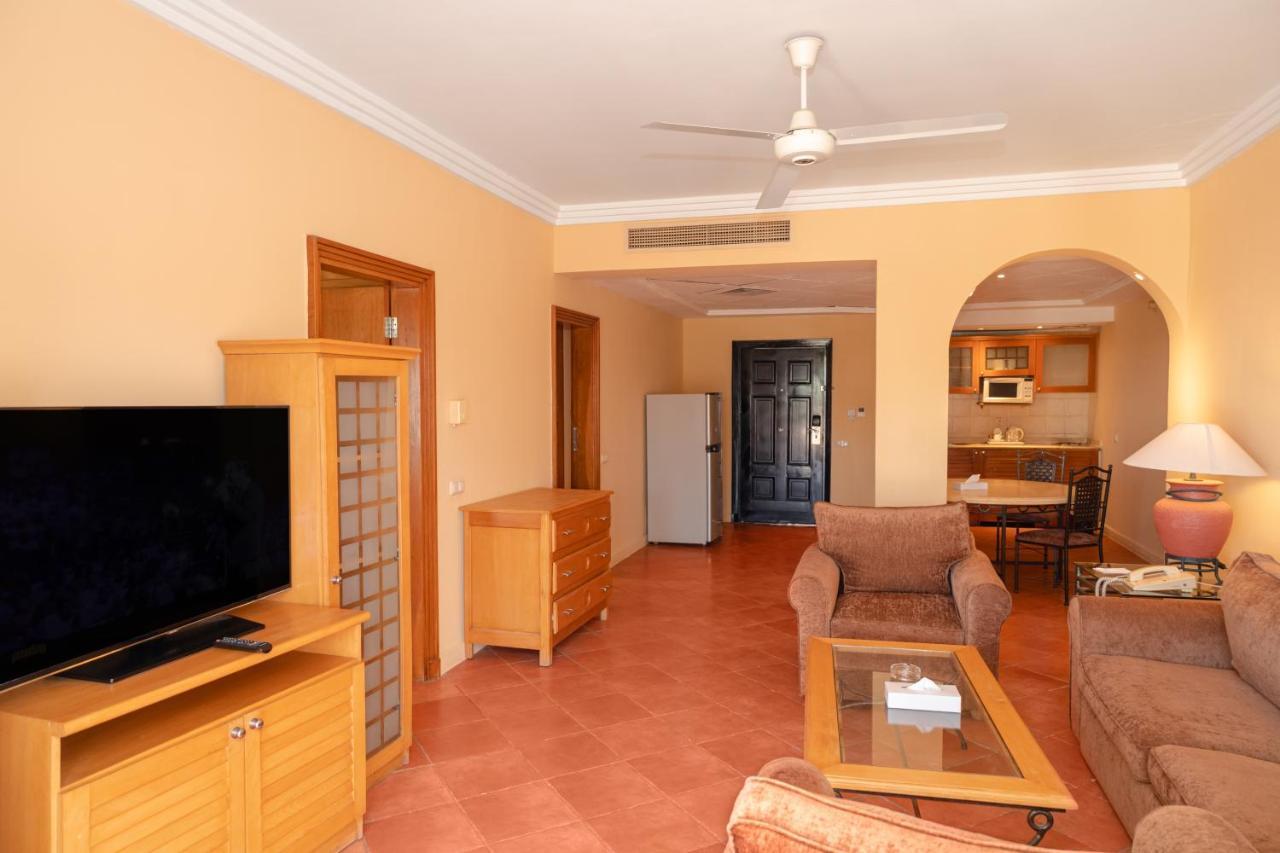 Sharm Dreams Vacation Club - Aqua Park Otel Dış mekan fotoğraf A typical apartment